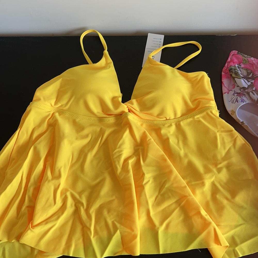 Tankini - Picture 3 of 3